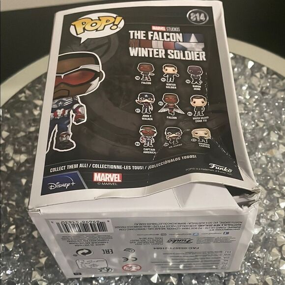 Funko Pop! Captain America #814 the falcon winter solider vinyl figure toy - Picture 5 of 7